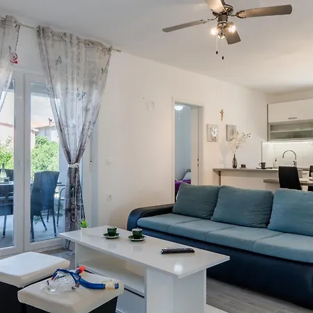 Apartment With A Parking Space - 23333