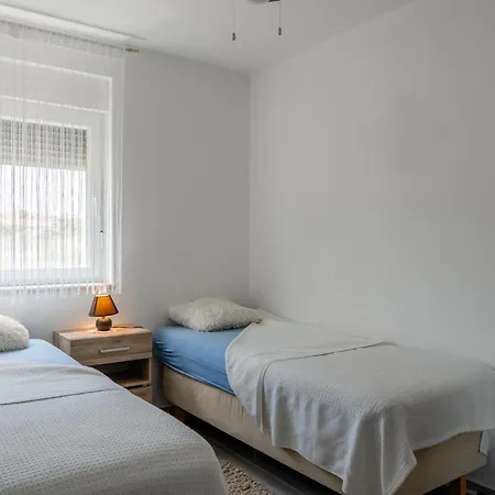 With A Parking Space - 23333 Apartment
